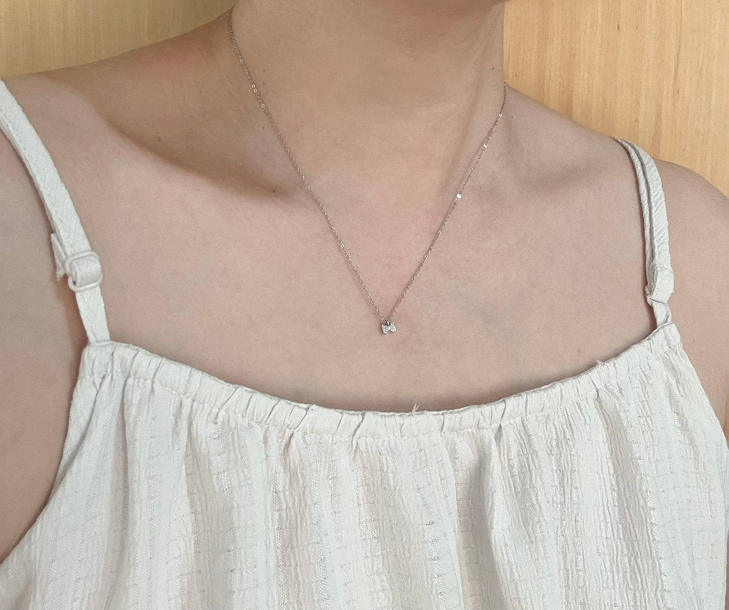 折光。項鍊